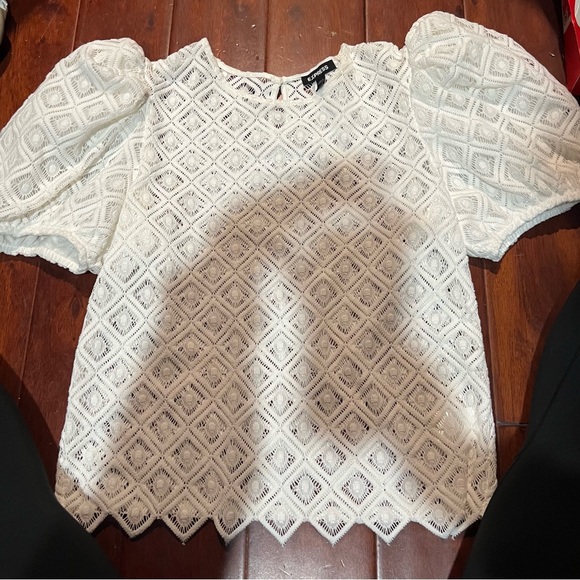 Express Lace Puff Sleeve Tee Color Ivory Size Small Style #06476191 - Picture 3 of 5